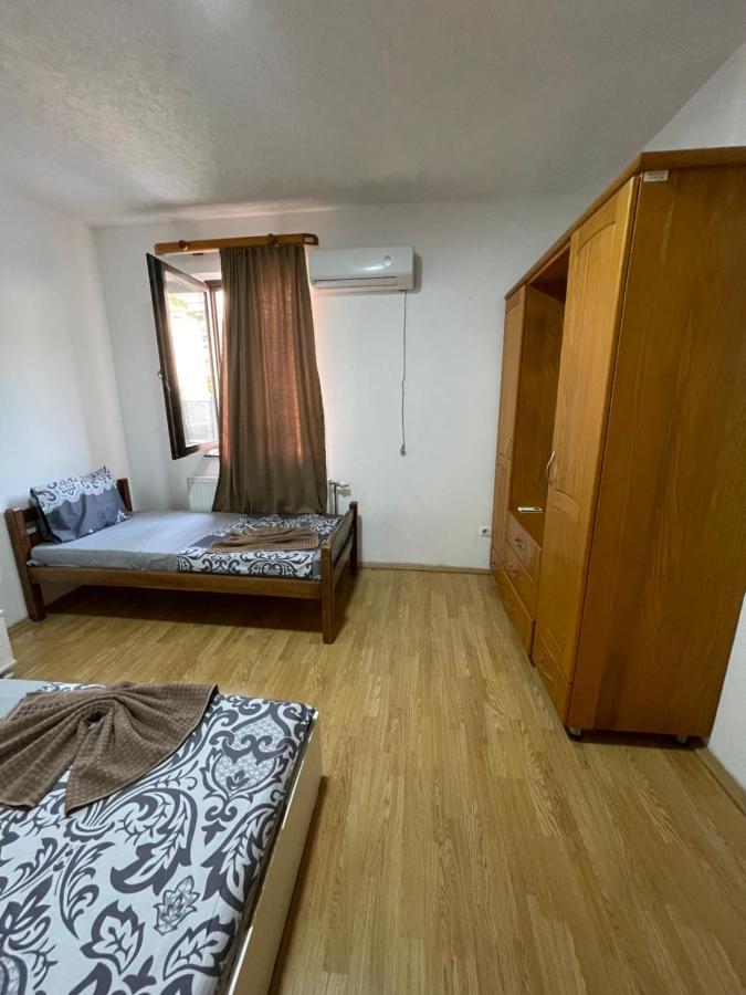 Ela Hostel Prizren Exterior photo